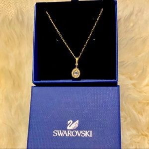 SWAROVSKI® PENDANT NECKLACE WITH CRYSTAL